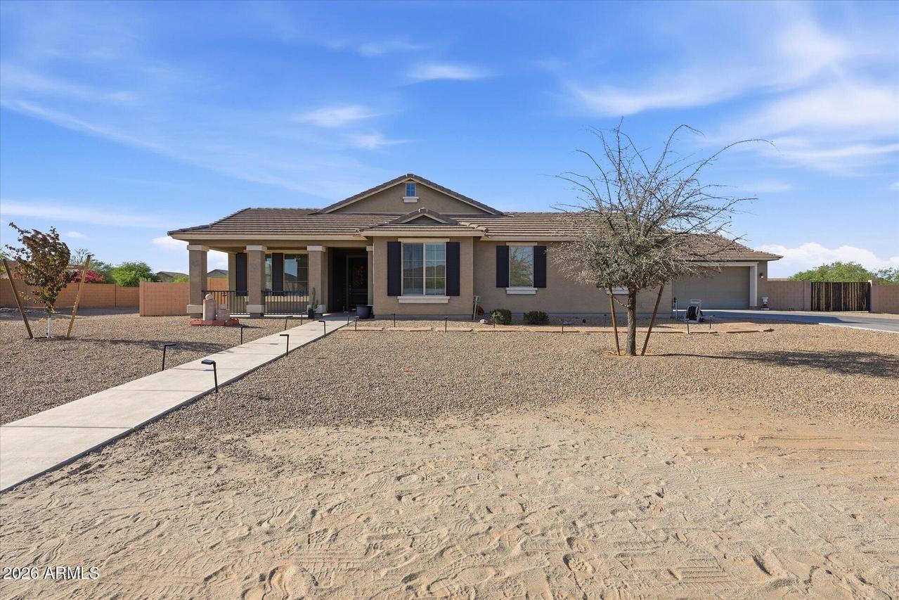 3760 W Roberts Rd., San Tan Valley, AZ 85144