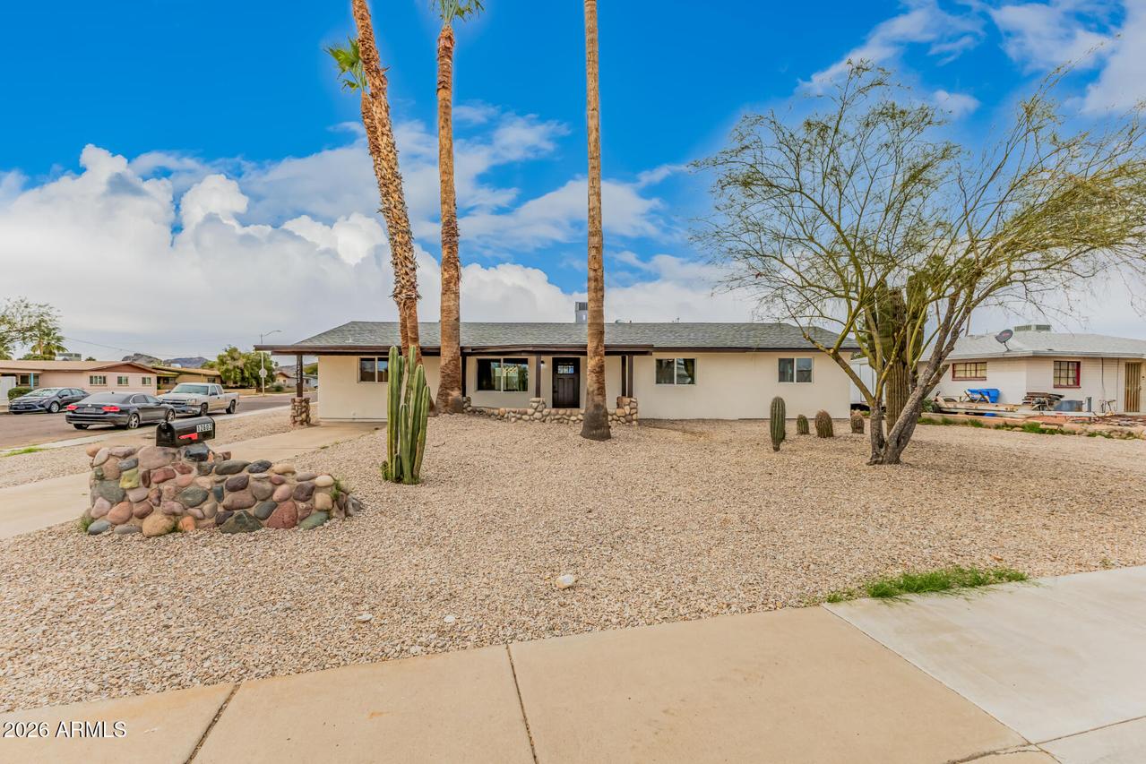 12602 N 24th St., Phoenix, AZ 85032