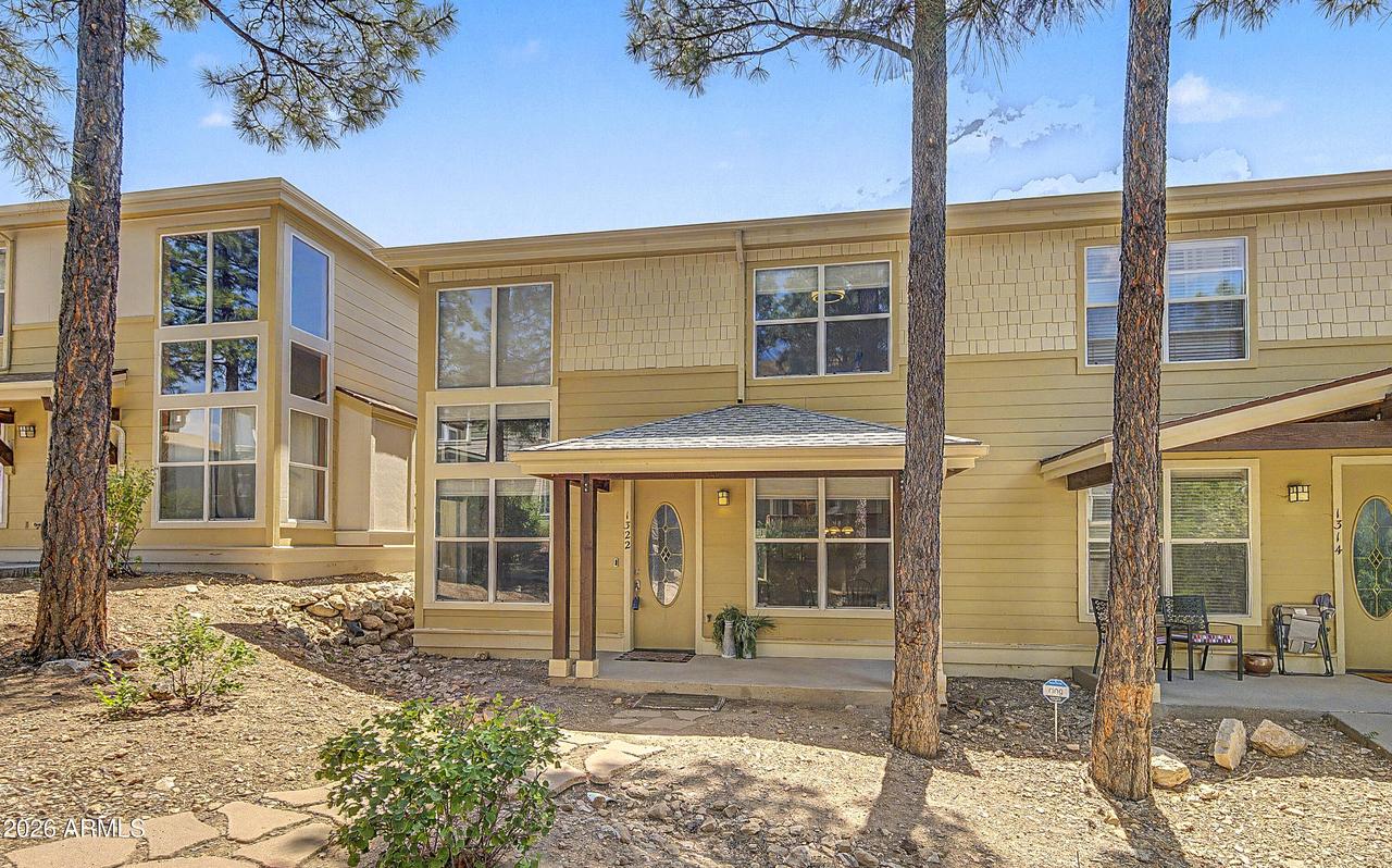 1322 E Hatcher Dr., Flagstaff, AZ 86001