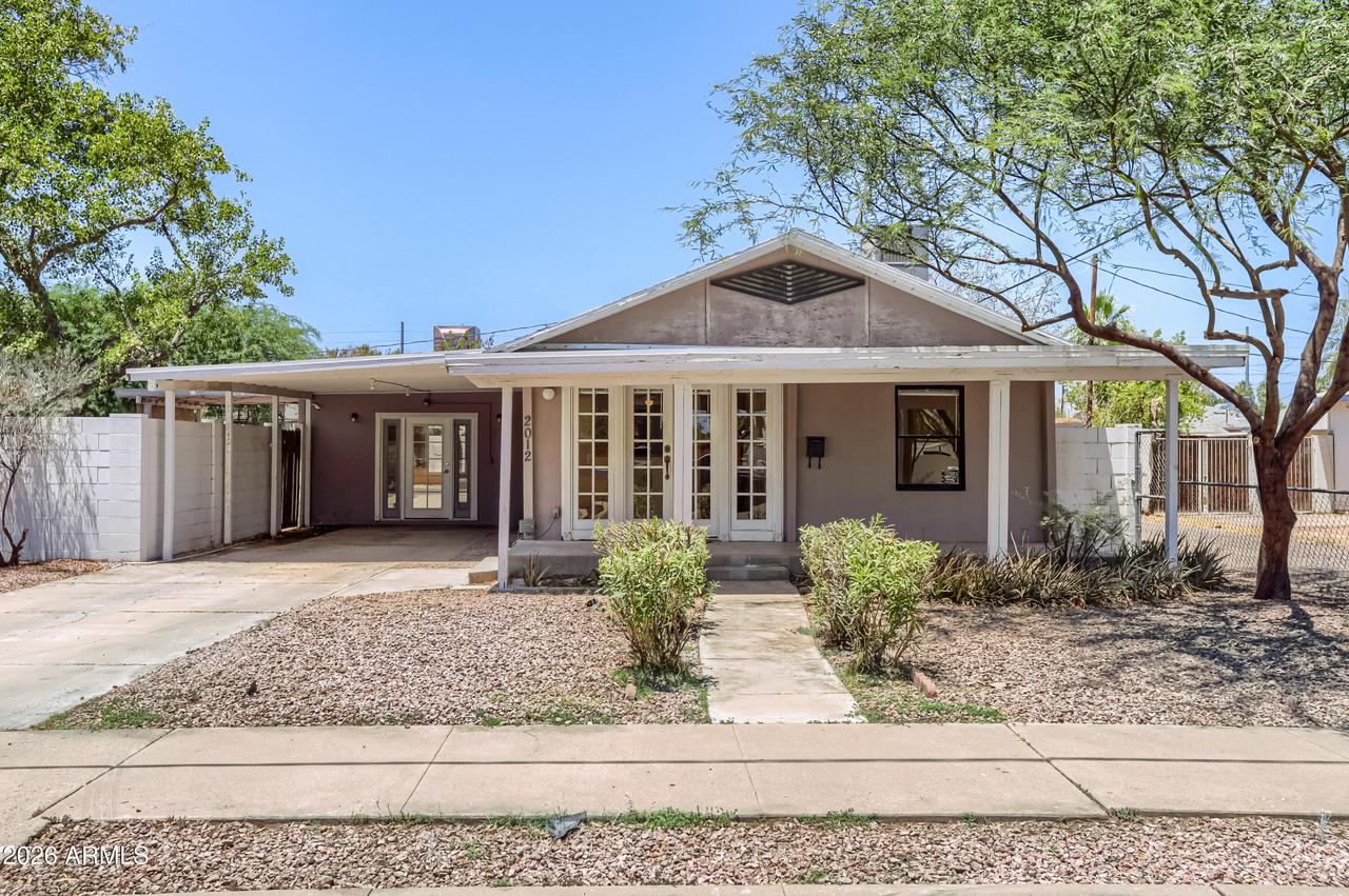 2012 N Richland St., Phoenix, AZ 85006