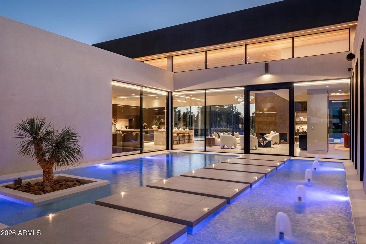 11608 N Blackheath Rd., Scottsdale, AZ 85254