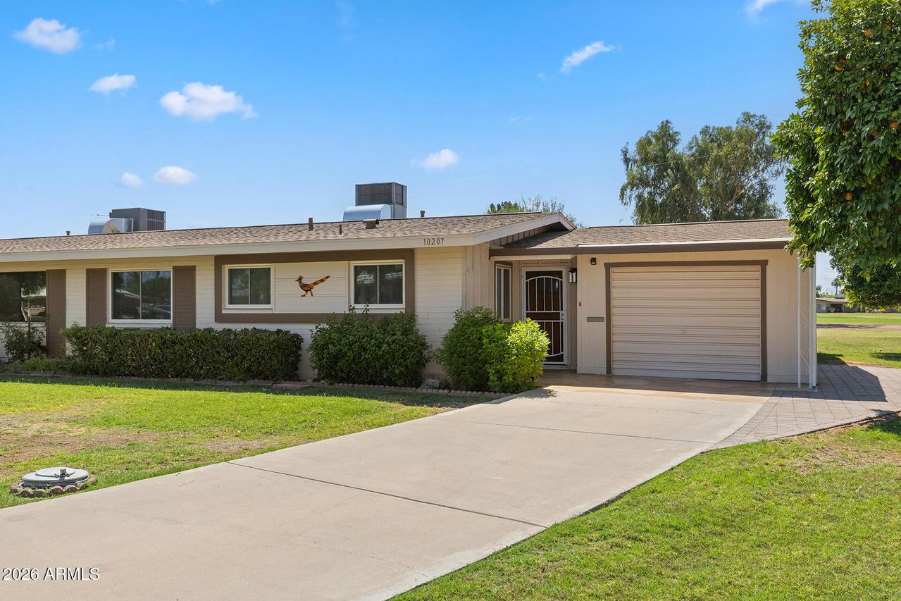 10207 W Snead Cir., Sun City, AZ 85351
