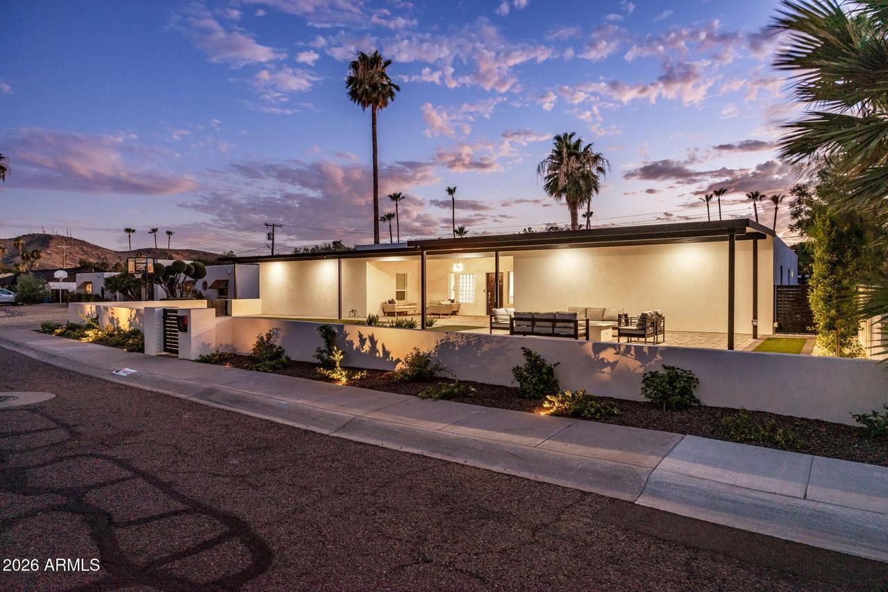 14802 N 3rd Ave., Phoenix, AZ 85023