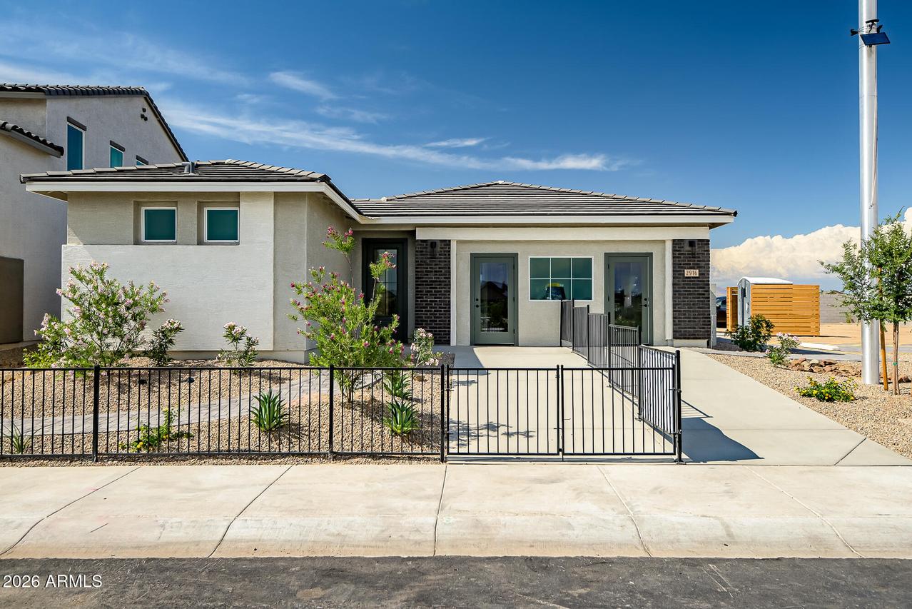 2916 E Villa Ave., San Tan Valley, AZ 85143