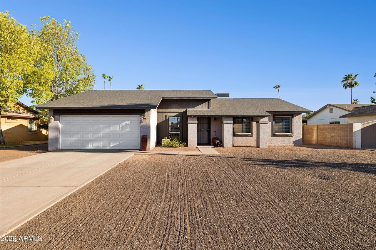 4921 E Winchcomb Dr., Scottsdale, AZ 85254