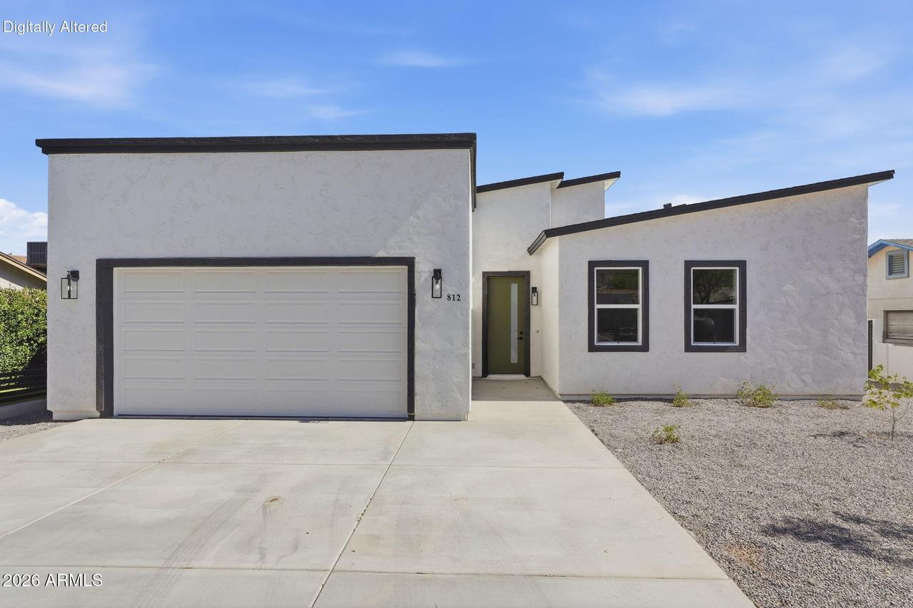 812 E Desert Dr. #96, Phoenix, AZ 85042