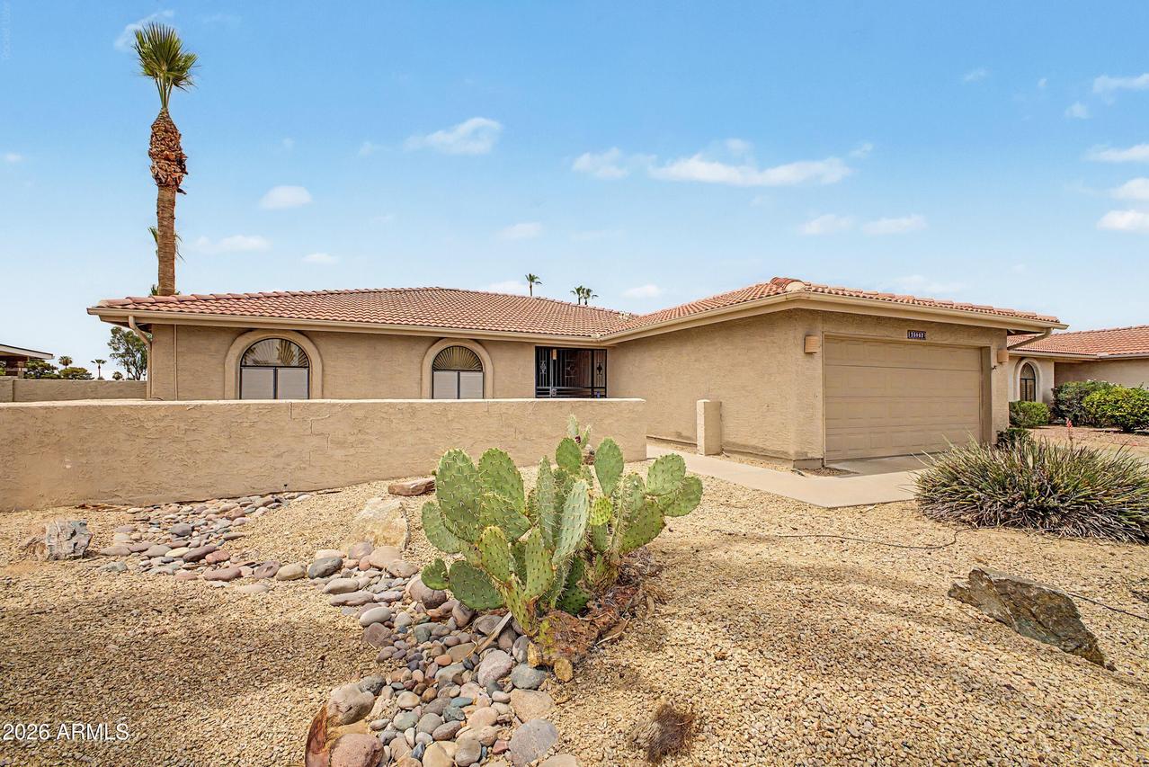 25662 S Brentwood Dr., Sun Lakes, AZ 85248
