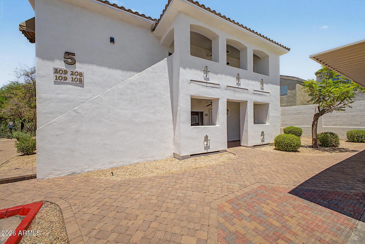 2950 W Louise Dr. #108, Phoenix, AZ 85027