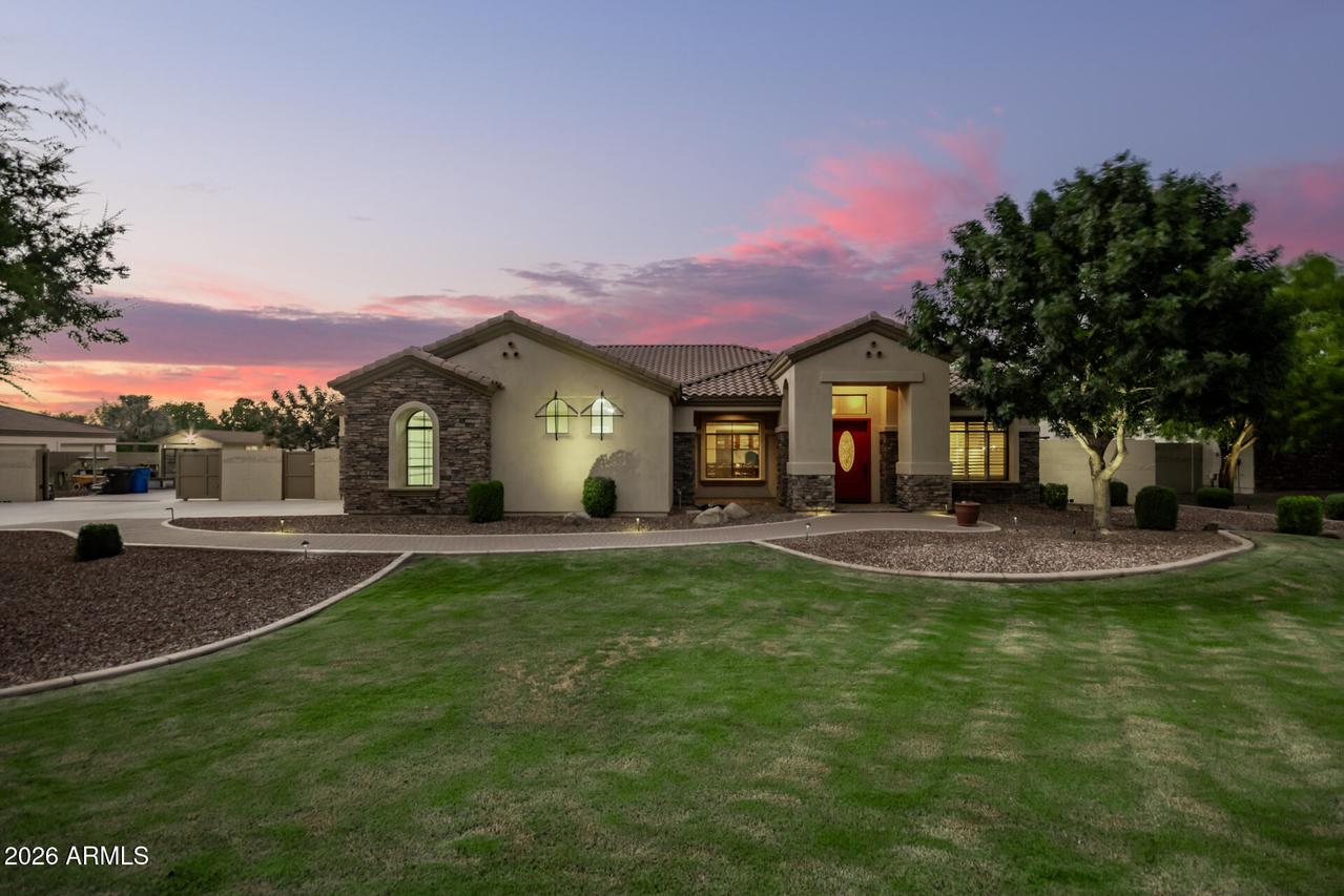 2744 E Country Shadows Ct., Gilbert, AZ 85298