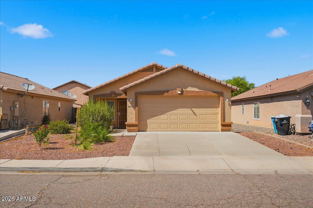 6042 W Encinas Ln., Phoenix, AZ 85043