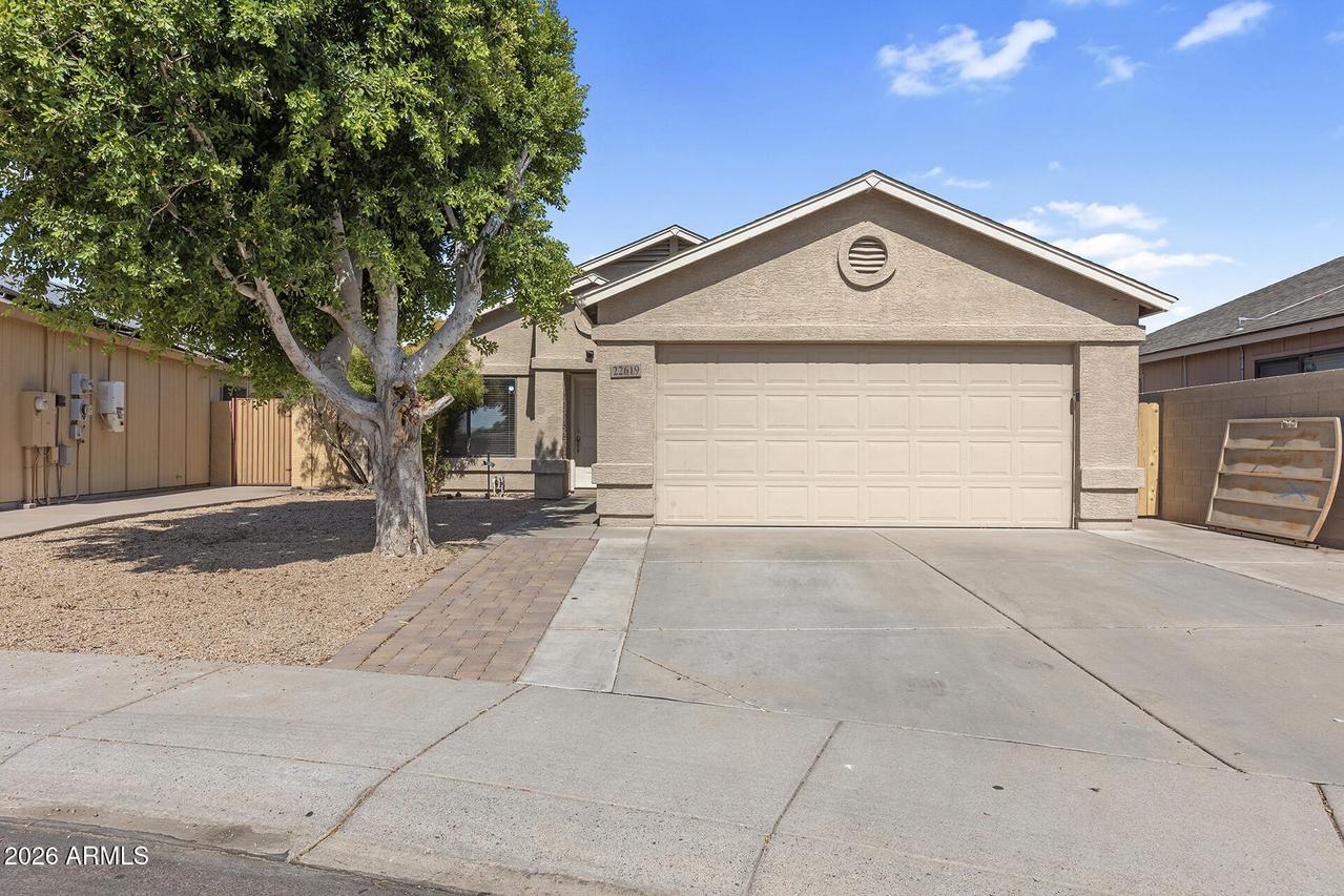 22619 N 31st Dr., Phoenix, AZ 85027