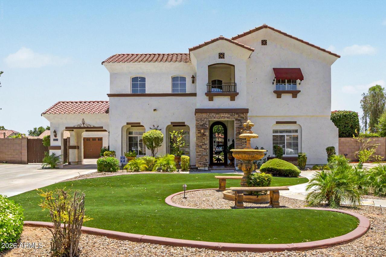 7281 W Cielo Grande Ave., Peoria, AZ 85383