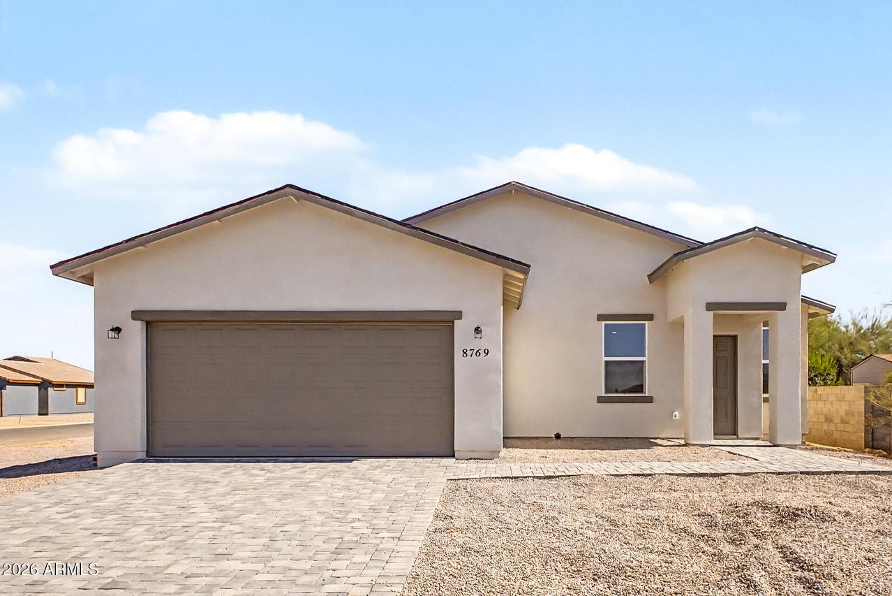 8769 W Reventon Dr., Arizona City, AZ 85123