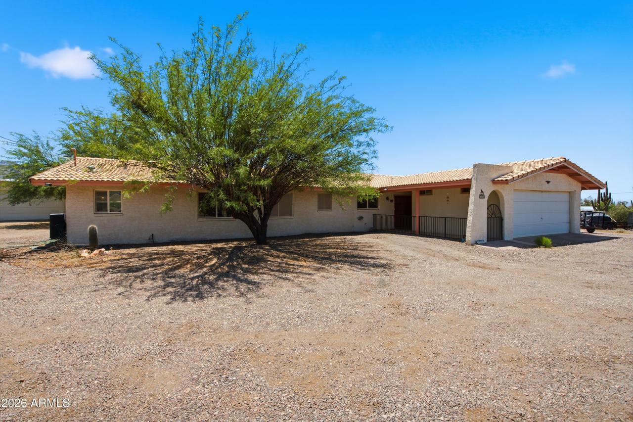 1299 E Canyon St., Apache Junction, AZ 85119
