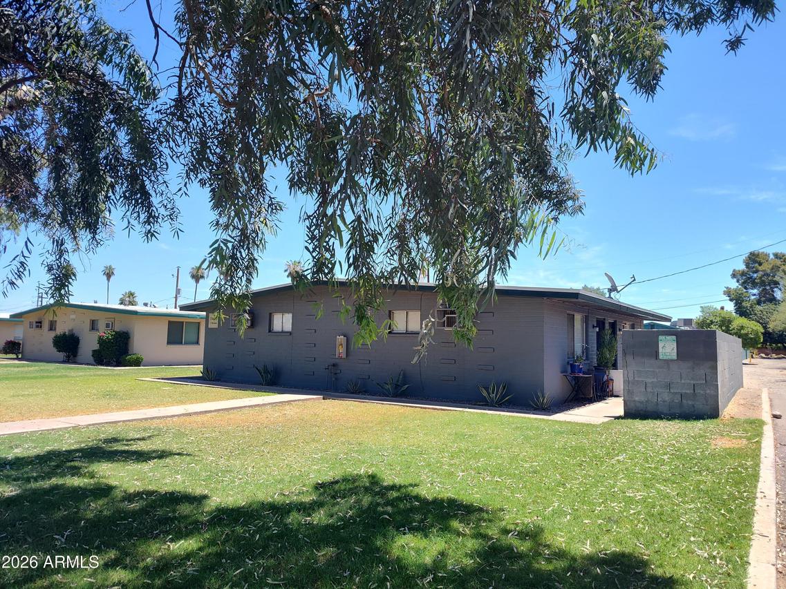 1033 S Mariana St., Tempe, AZ 85281
