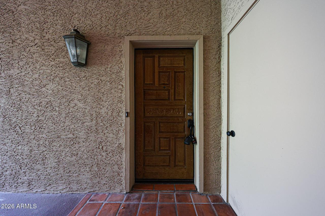 3031 N Civic Center Plz. #317, Scottsdale, AZ 85251