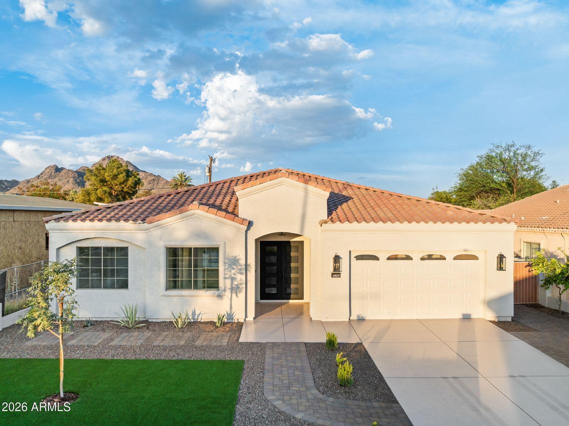 6829 N 14th St., Phoenix, AZ 85014