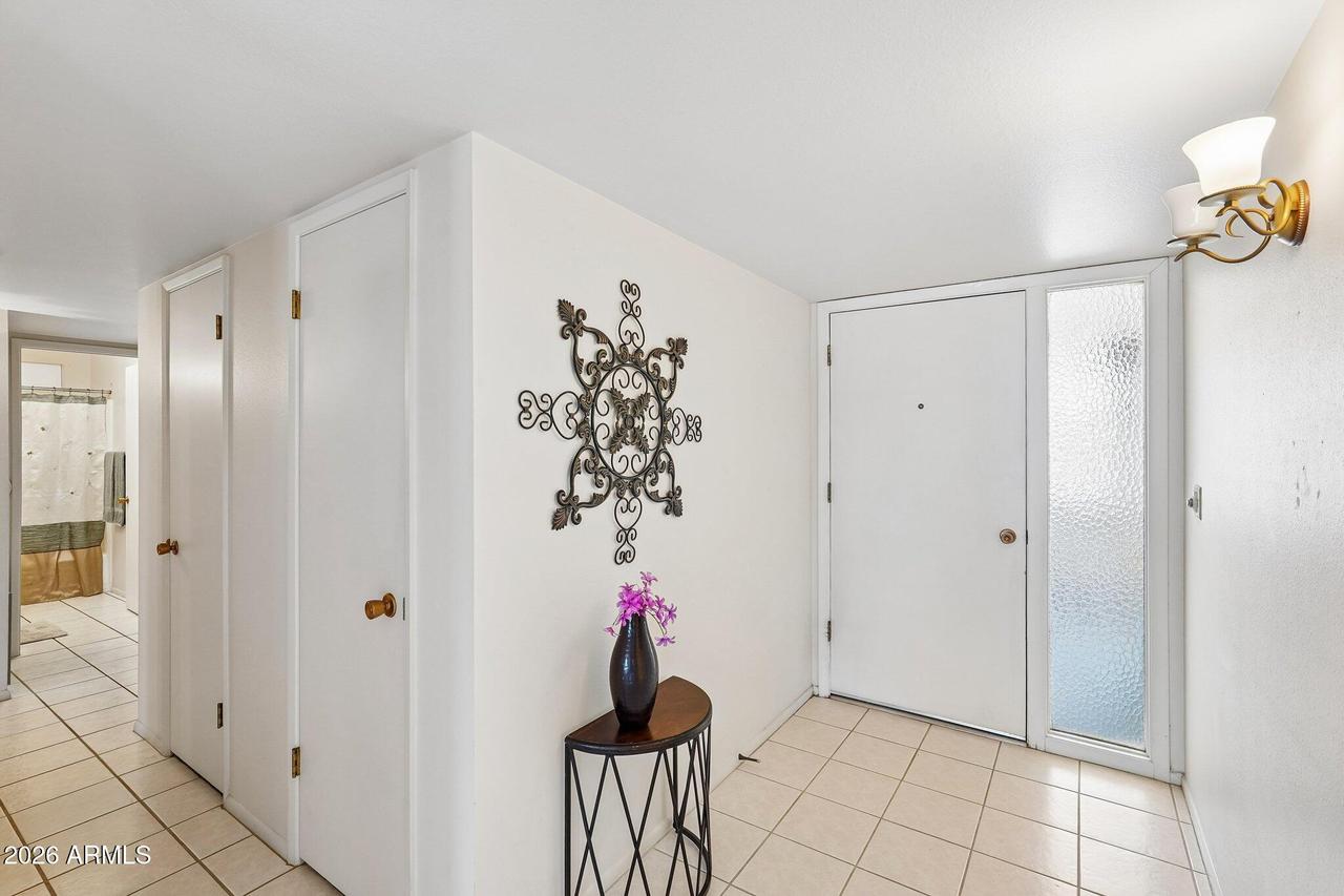 10941 W Roundelay Cir., Sun City, AZ 85351
