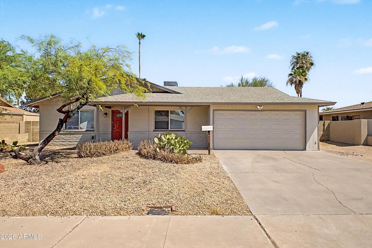 1882 E Ellis Dr., Tempe, AZ 85282
