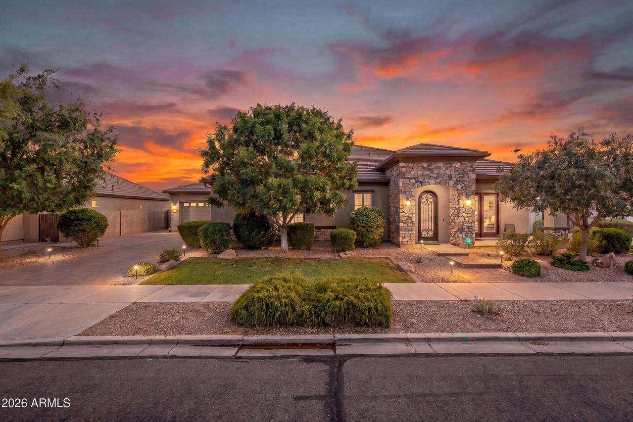 22549 E Sentiero Ct., Queen Creek, AZ 85142