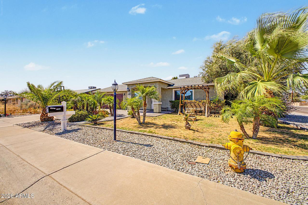 3102 W Villa Maria Dr., Phoenix, AZ 85053