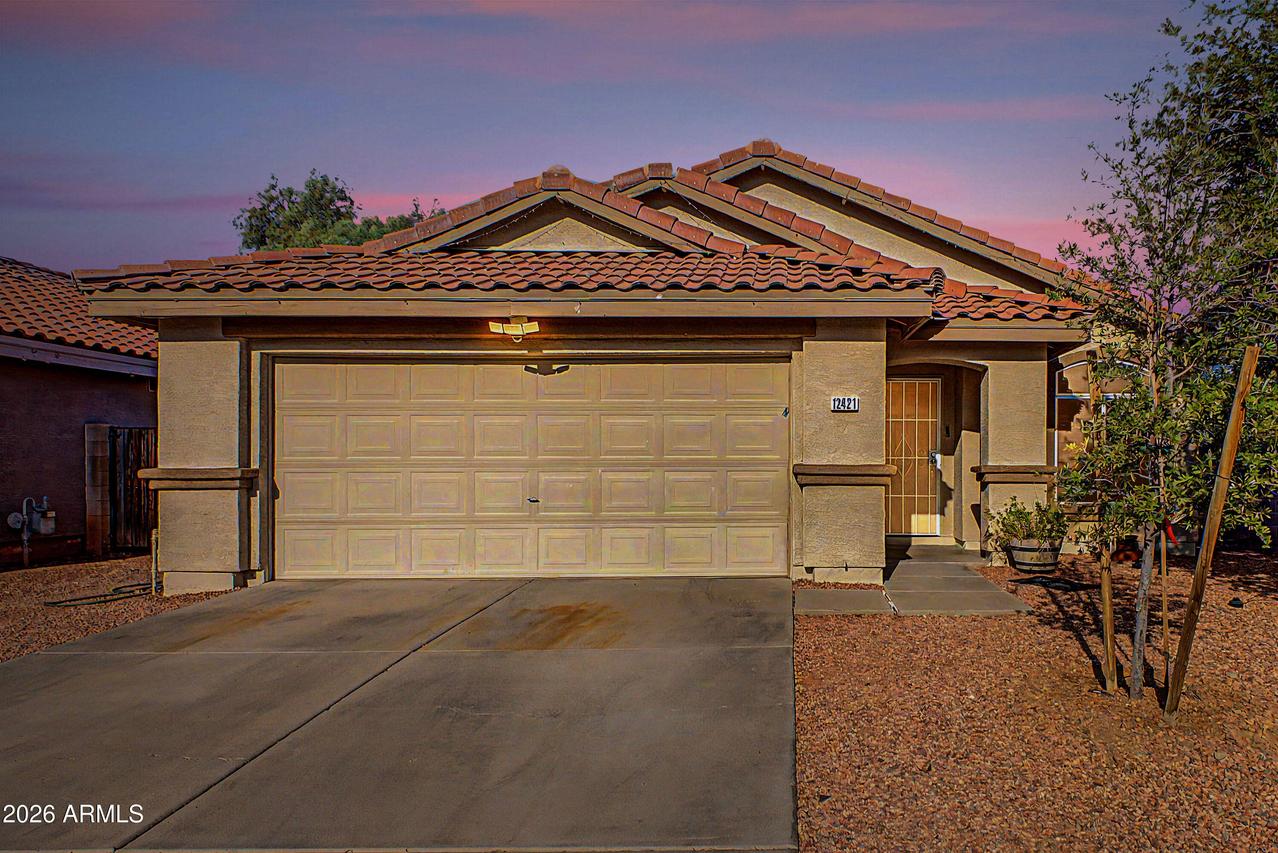 12421 N 42nd Dr., Phoenix, AZ 85029