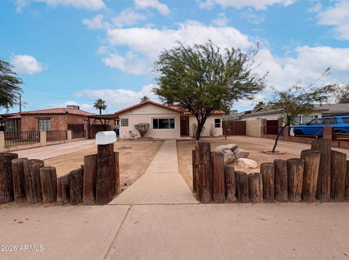 1835 E Palm Ln., Phoenix, AZ 85006