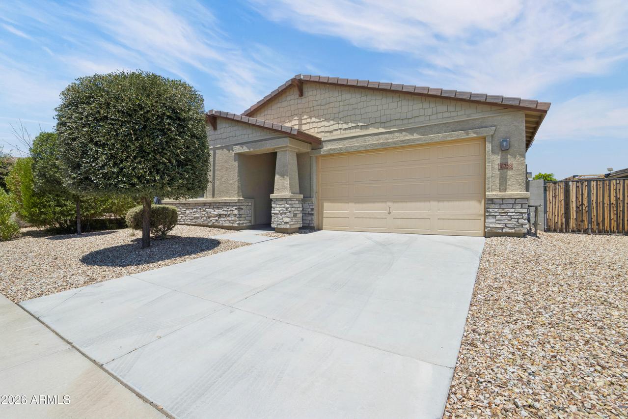 18758 W Shangri La Rd., Surprise, AZ 85388