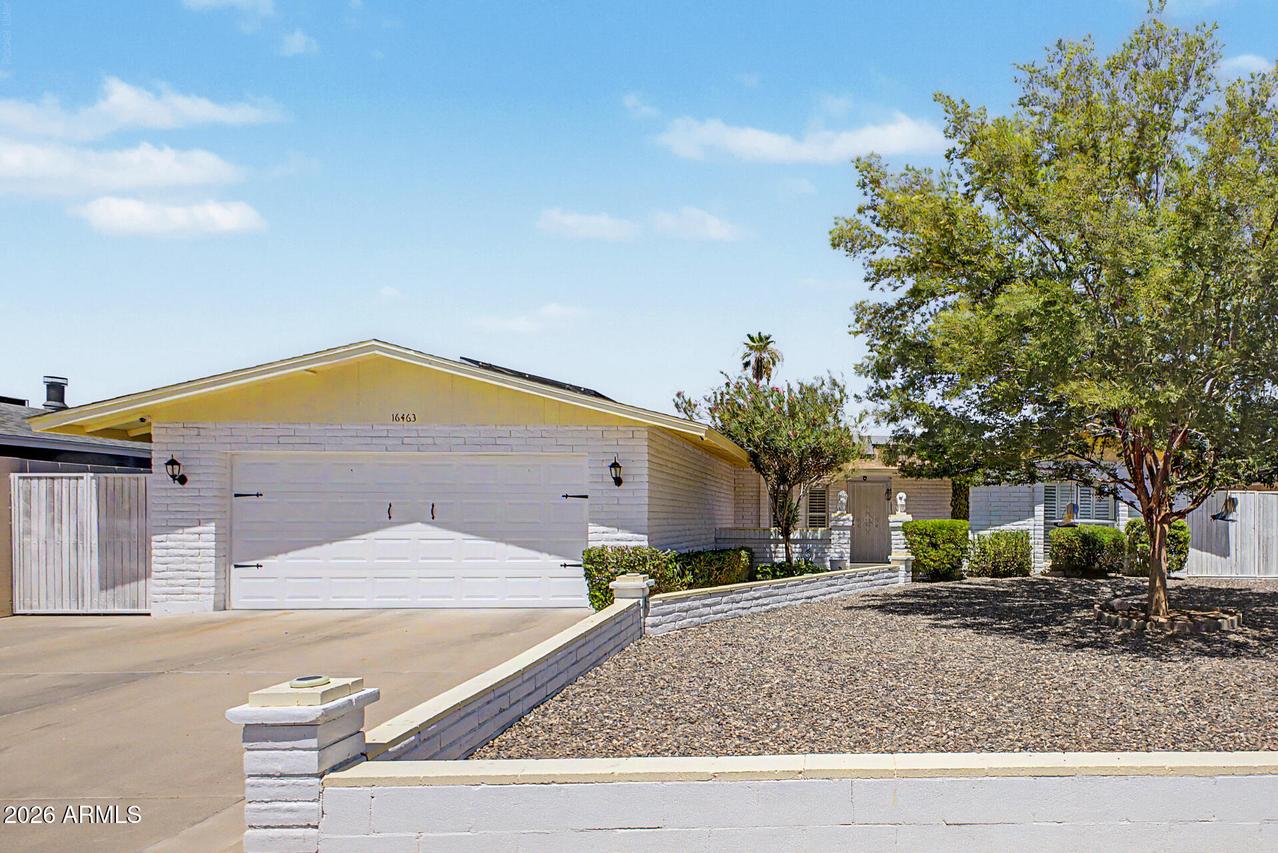 16463 N 60th Ave., Glendale, AZ 85306