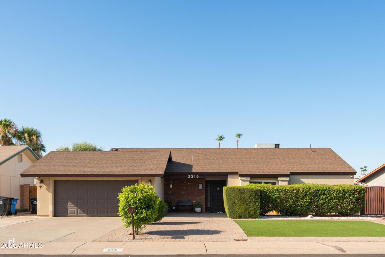 2316 W Port Royale Ln., Phoenix, AZ 85023