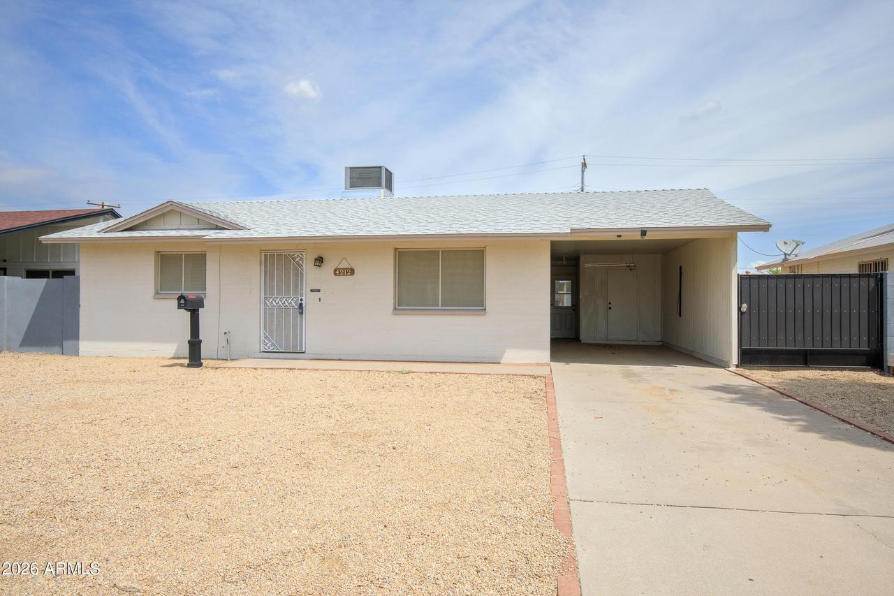 4212 W Vista Ave., Phoenix, AZ 85051