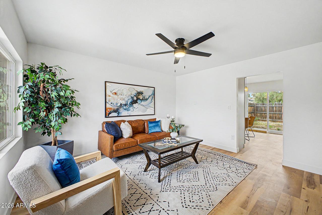 4650 W Tuckey Ln., Glendale, AZ 85301