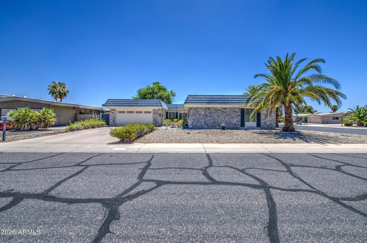 10925 W Hibiscus Dr., Sun City, AZ 85373