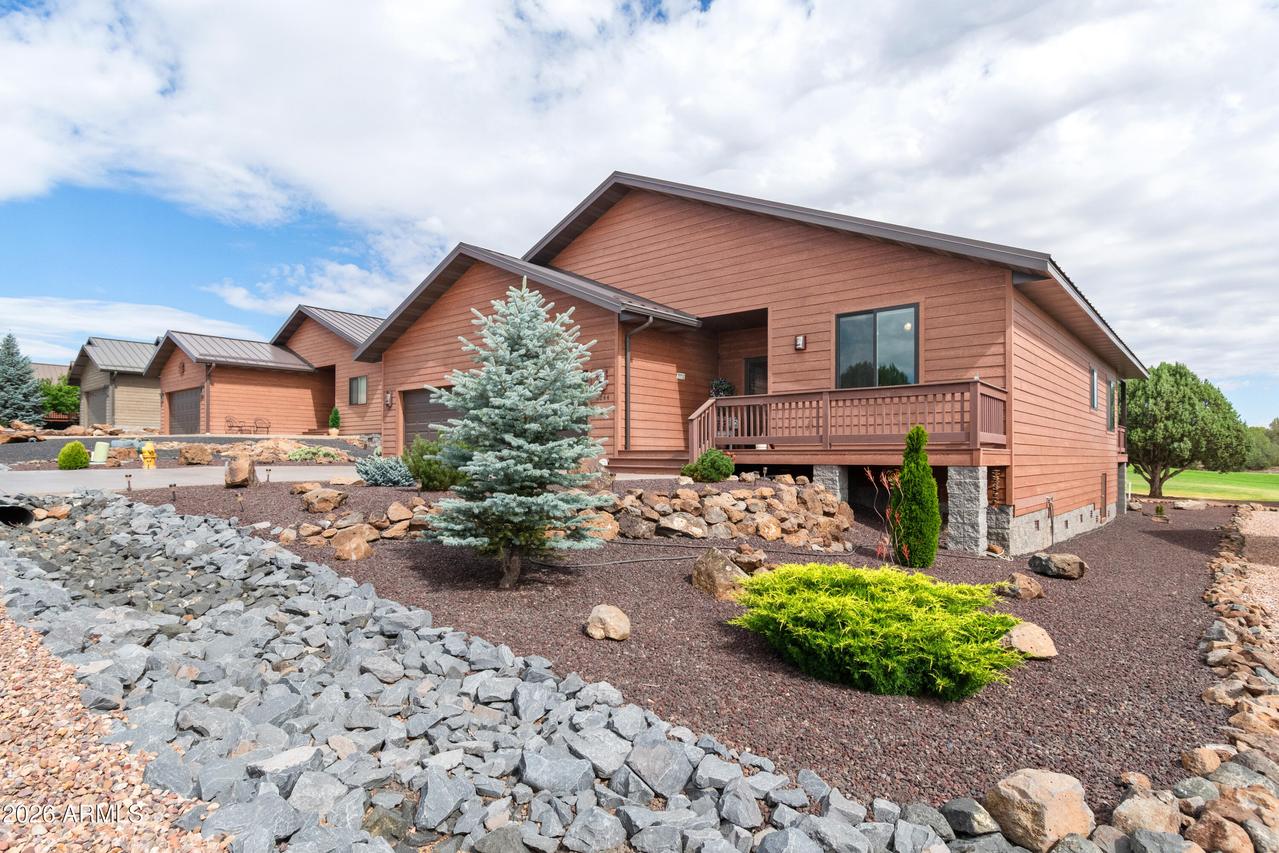 8244 Windward Dr., Show Low, AZ 85901