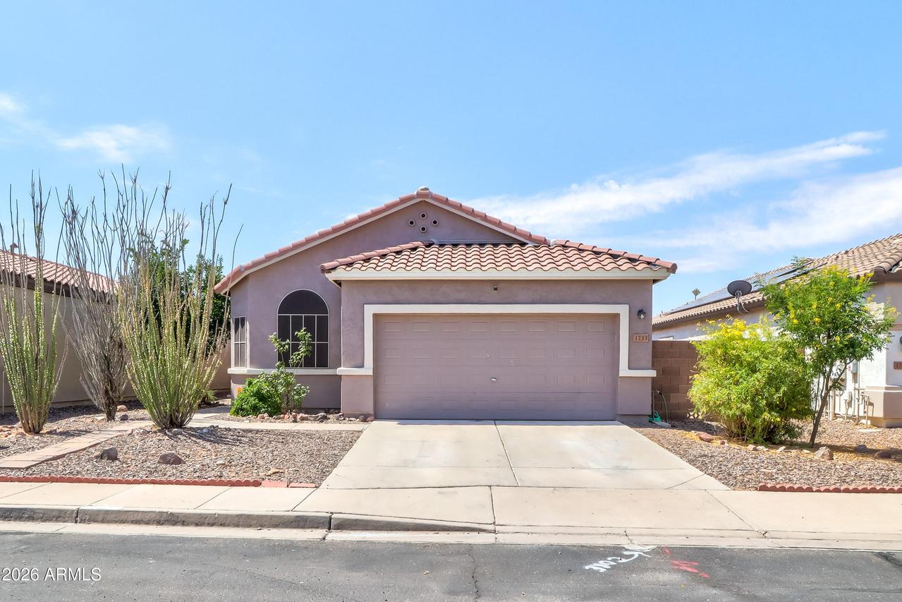 1733 E Desert Breeze Pl., Casa Grande, AZ 85122