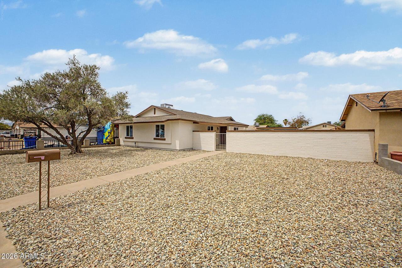 1134 N 60th Dr., Phoenix, AZ 85043