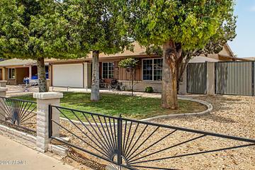 2214 E Holmes Ave., Mesa, AZ 85204