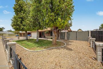 2214 E Holmes Ave., Mesa, AZ 85204