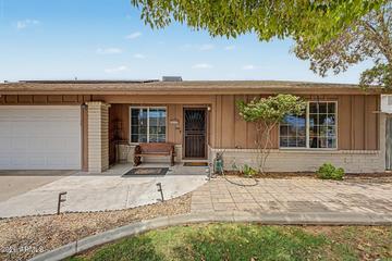 2214 E Holmes Ave., Mesa, AZ 85204