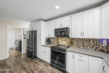 2214 E Holmes Ave., Mesa, AZ 85204