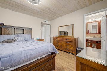 2214 E Holmes Ave., Mesa, AZ 85204