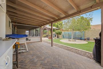 2214 E Holmes Ave., Mesa, AZ 85204