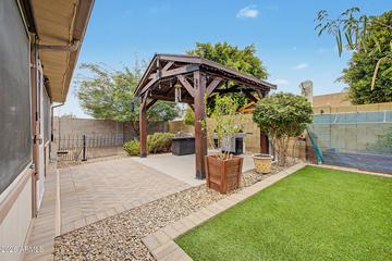 2214 E Holmes Ave., Mesa, AZ 85204