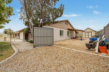 2214 E Holmes Ave., Mesa, AZ 85204