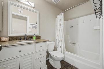 2214 E Holmes Ave., Mesa, AZ 85204