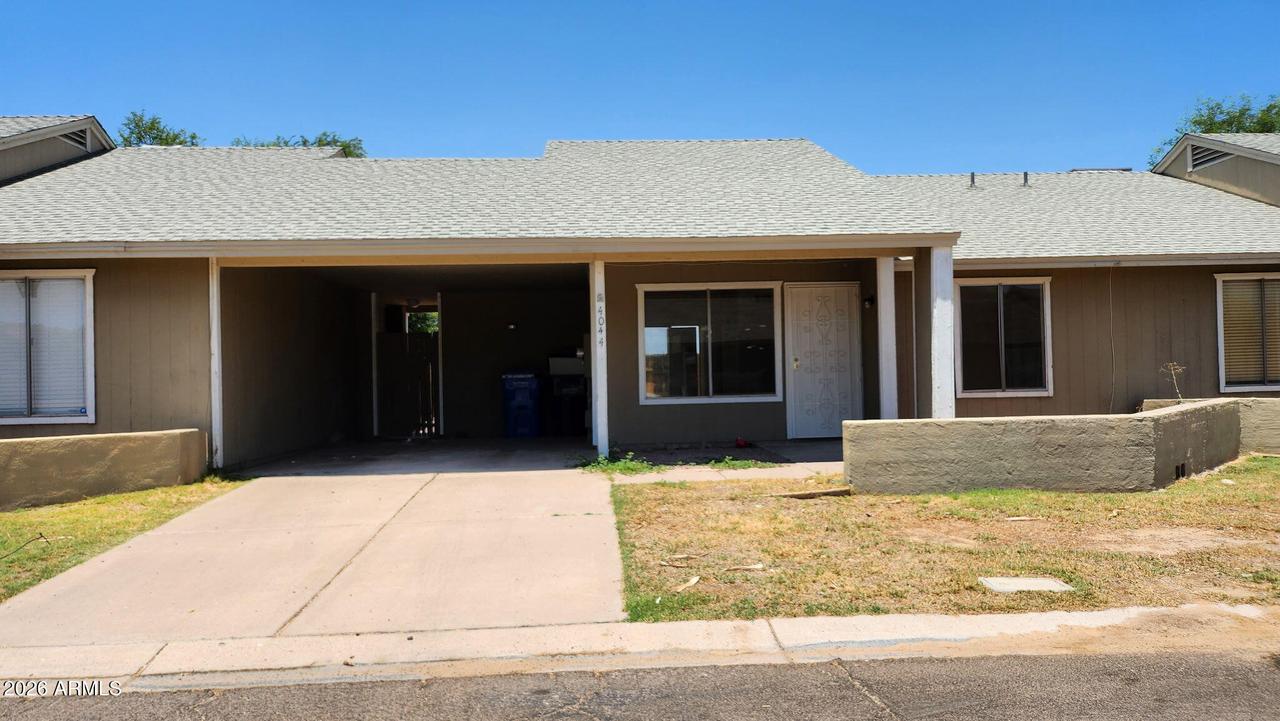 4044 E Carson Rd., Phoenix, AZ 85042
