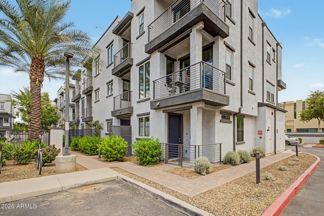 2090 S Dorsey Ln. #1030, Tempe, AZ 85282