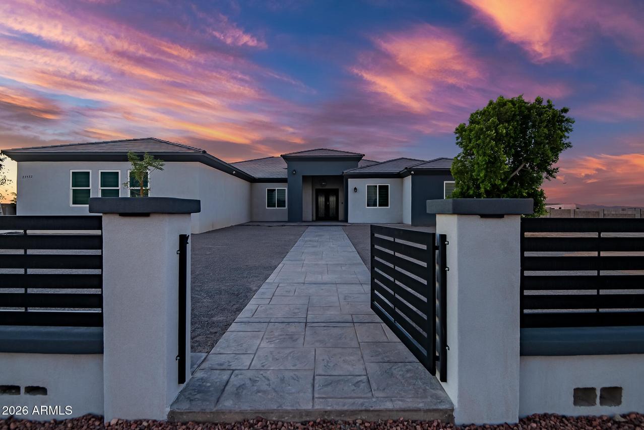 23532 W Jomax Rd., Wittmann, AZ 85361