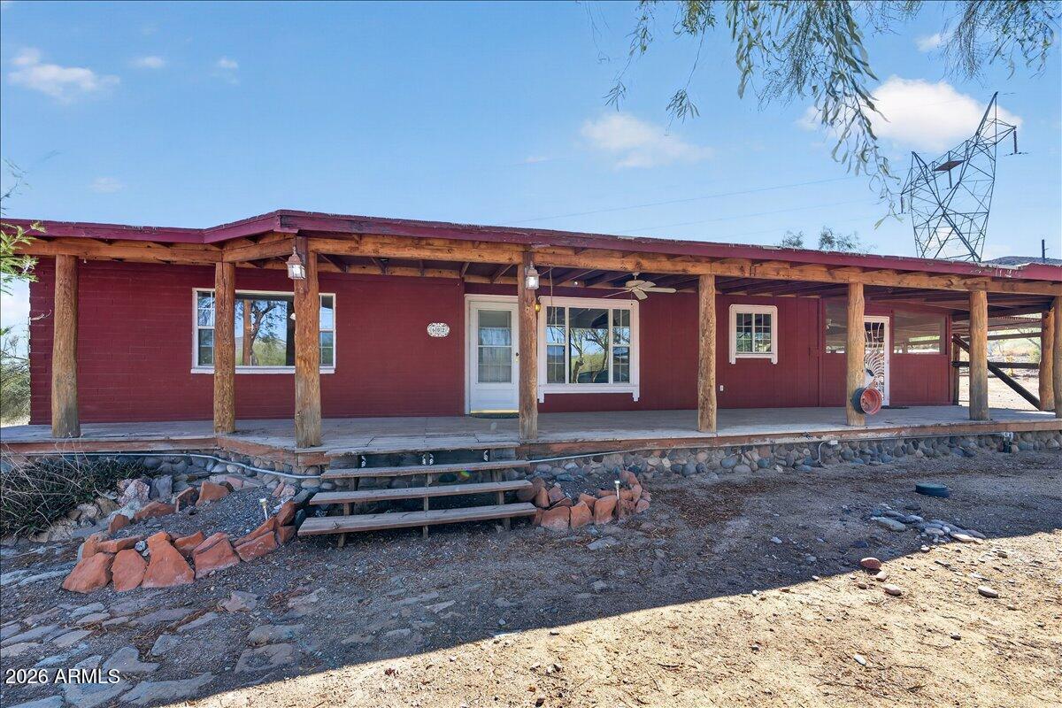 602 W Circle Mountain Rd., New River, AZ 85087