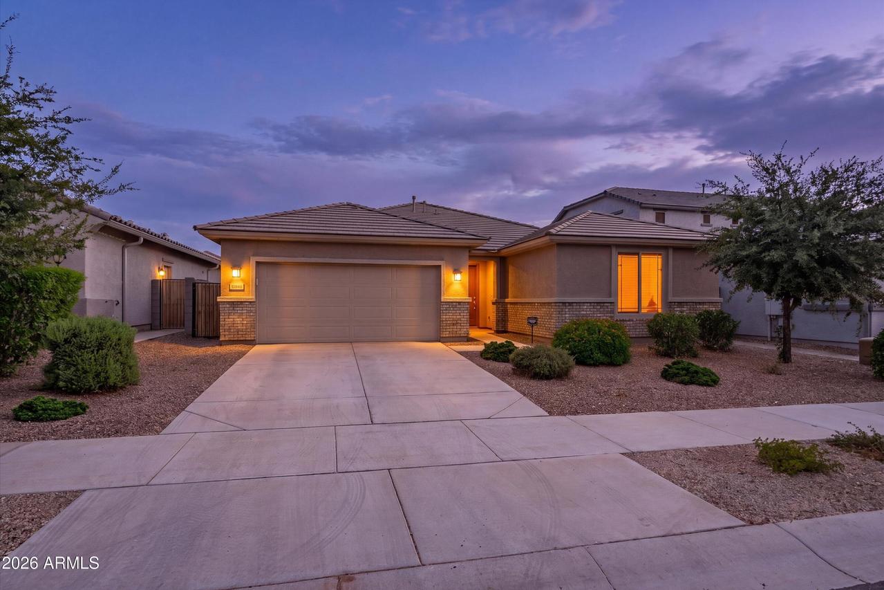 16860 W Buckhorn Tr., Surprise, AZ 85387